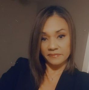 Meet your Posher, Tonia